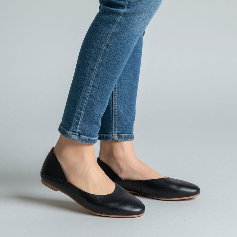 Empress Womens 9 Black Leather Square Toe V-Cut Ballet Flats Minimalist Shoes 40